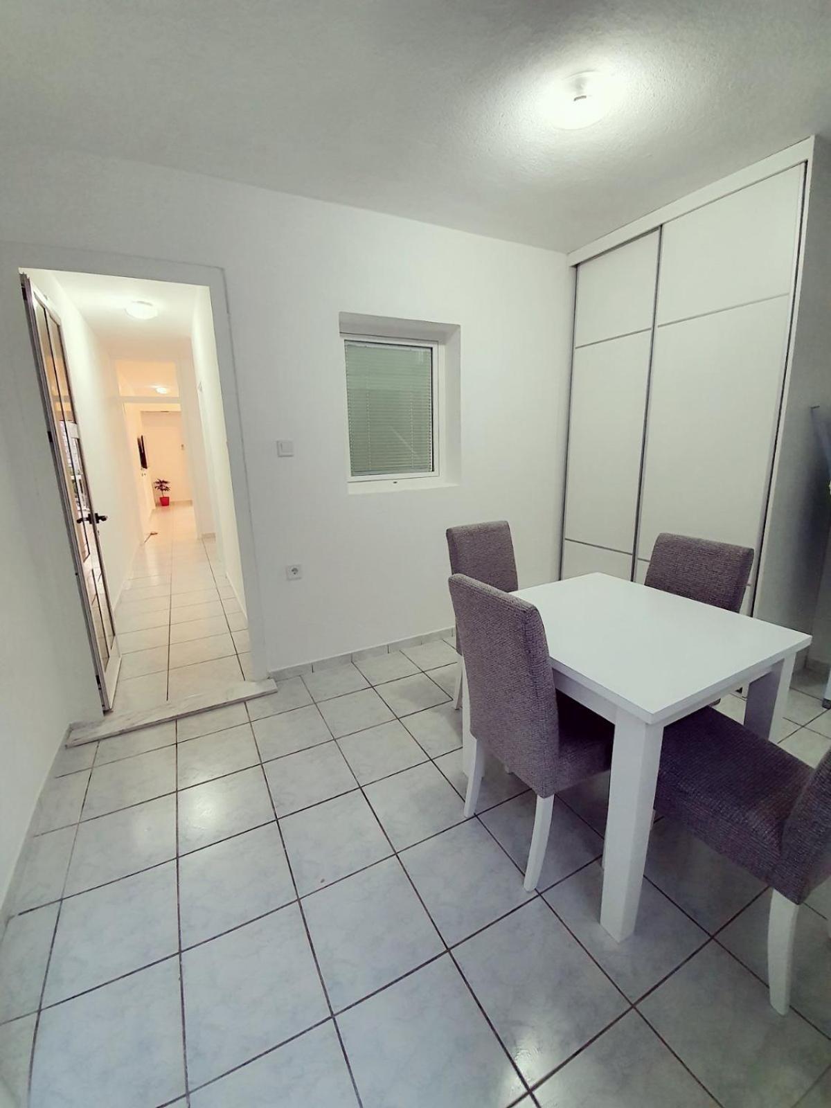 Apartments Adriatic Свети-Стефан Номер фото