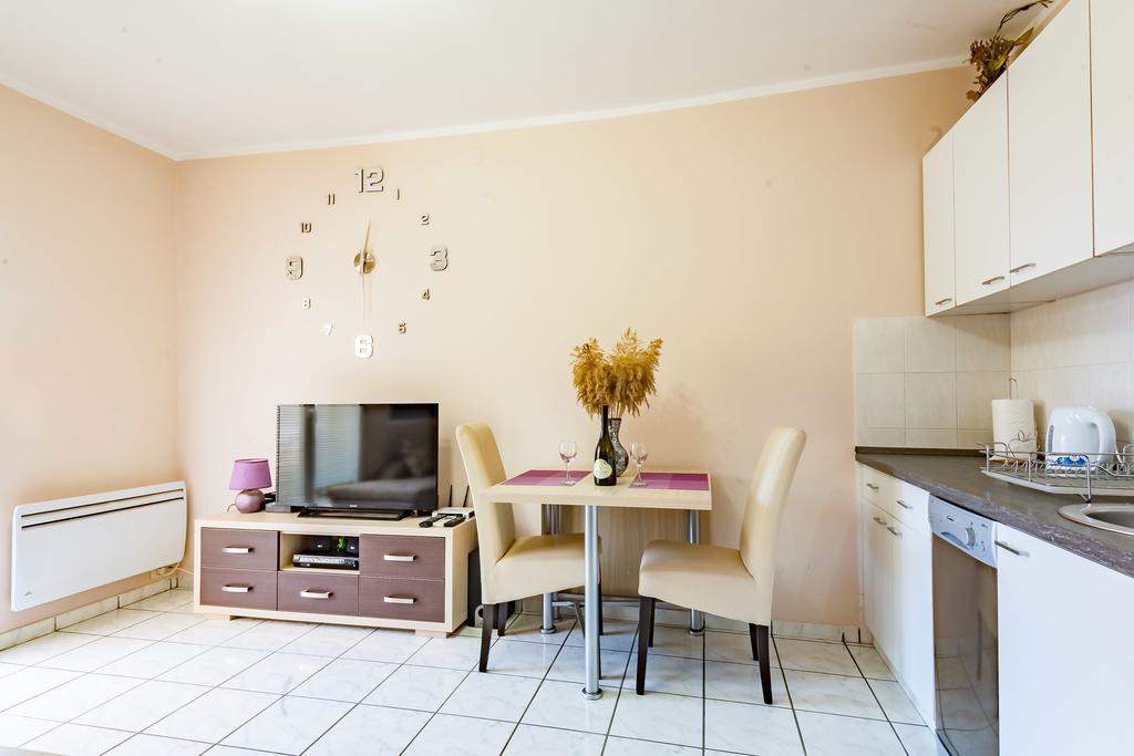 Apartments Adriatic Свети-Стефан Экстерьер фото