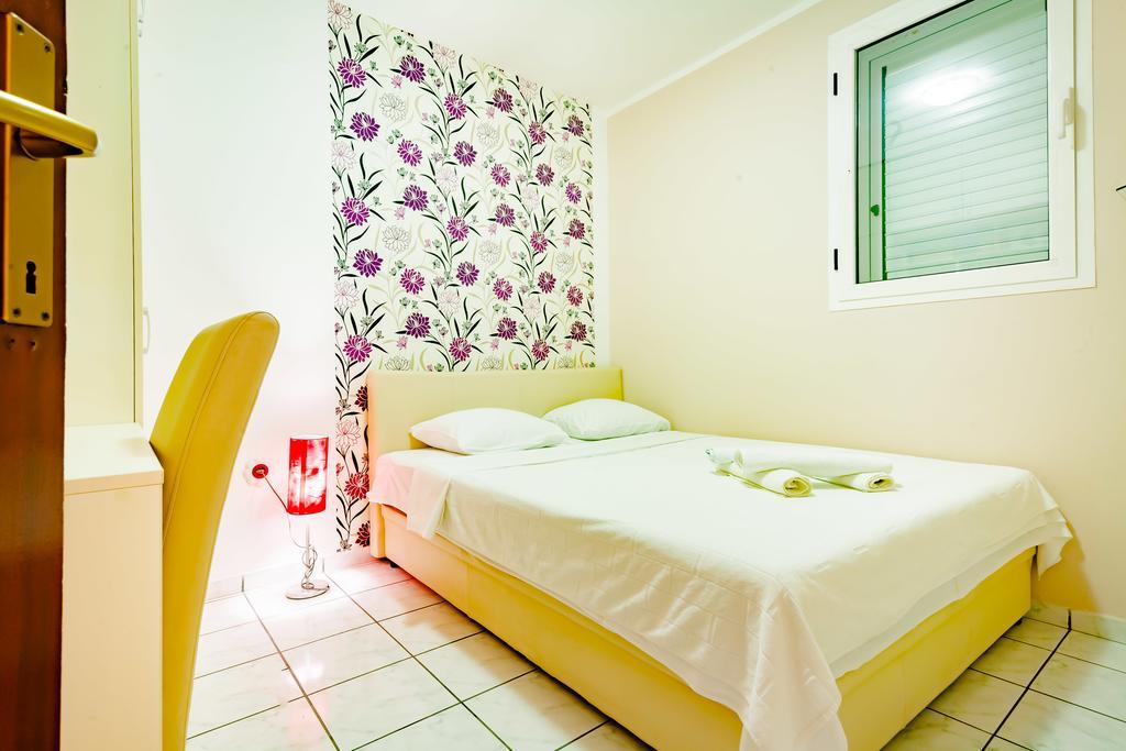 Apartments Adriatic Свети-Стефан Экстерьер фото